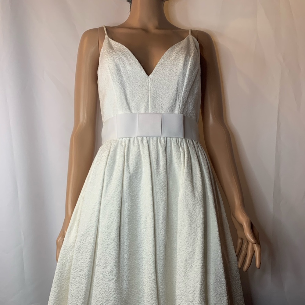 ABS Evening gorgeous white brocade SZ 6 Dress